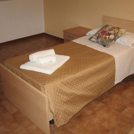 Nino'S Apartments Giardini Naxos Exterior photo