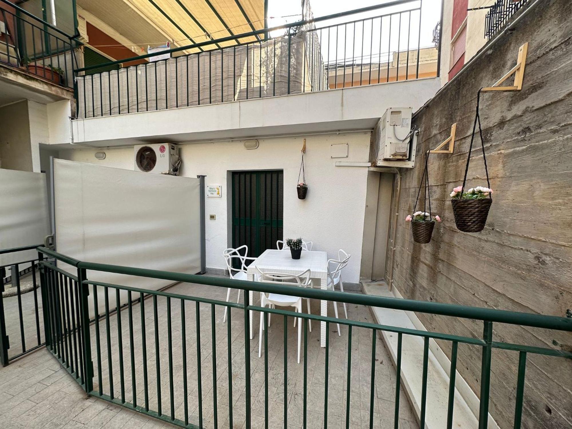 Nino'S Apartments Giardini Naxos Exterior photo