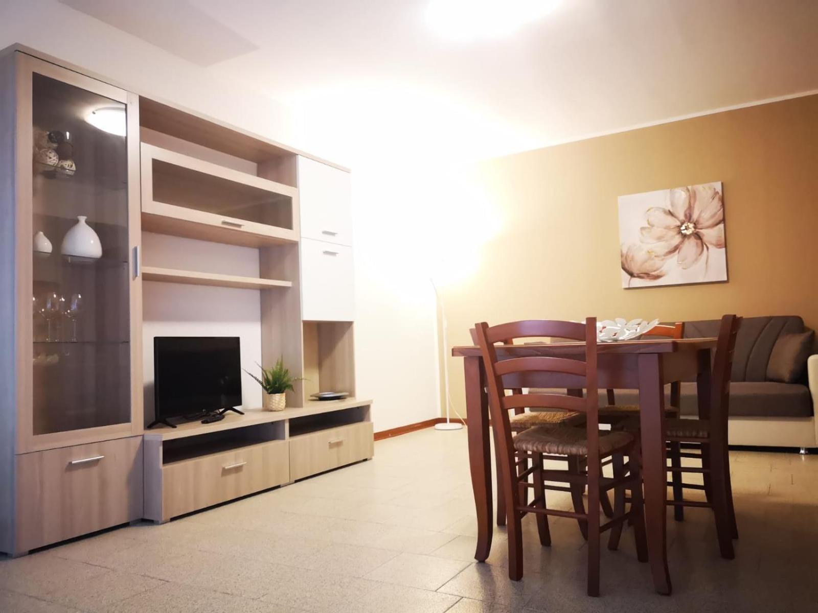 Nino'S Apartments Giardini Naxos Exterior photo